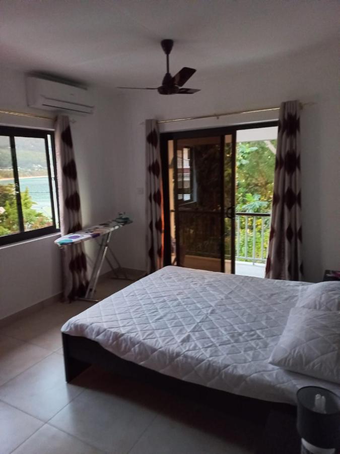 E&E Self Catering Hotel Beau Vallon  Bagian luar foto